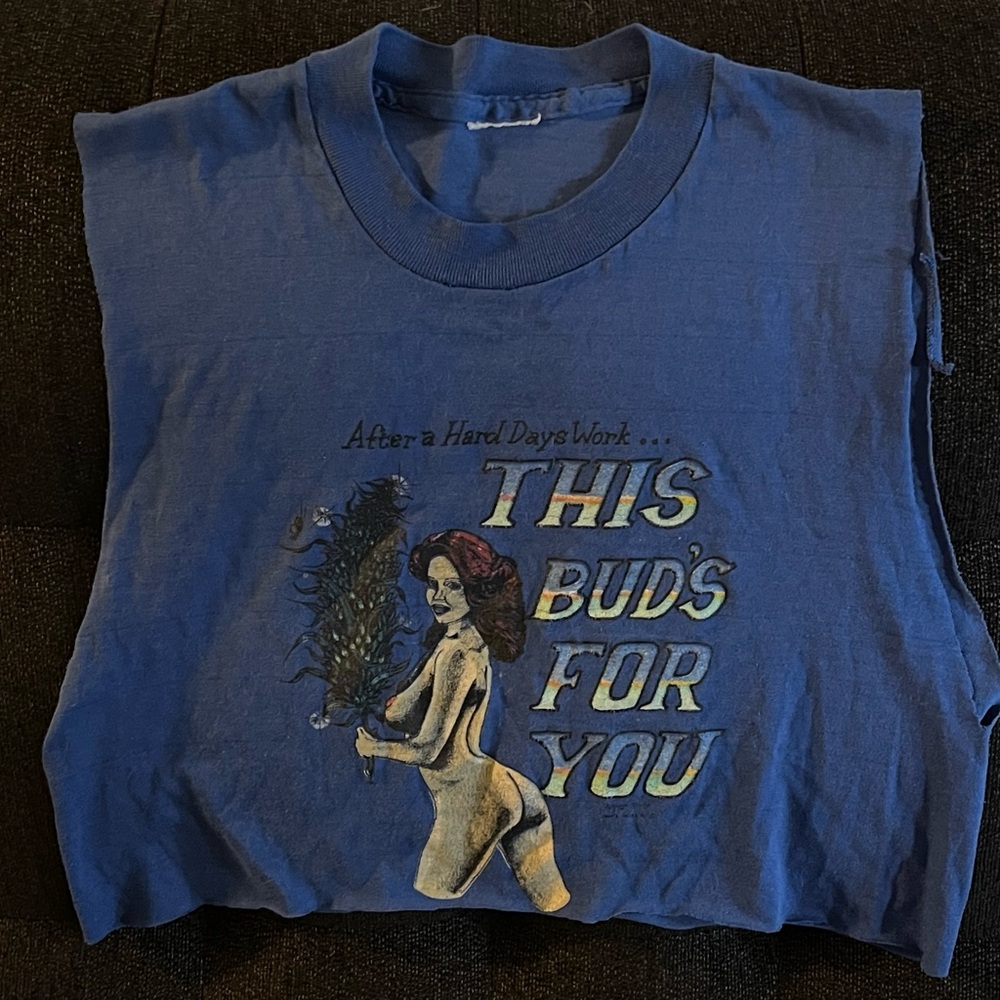“This Bud’s For You” vintage navy blue crop top